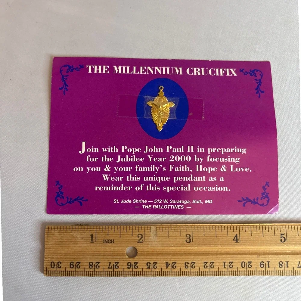 Millennium Crucifix Pendant Pope John Paul II‎ Jubilee Year 2000 St Jude Shrine